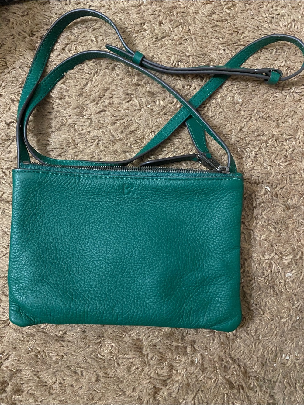 NWOT BR Emerald Leather Crossbody Bag with Adjustable Strap